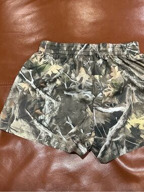 Camo Print Elastic Waist Shorts - Brown Green Beige